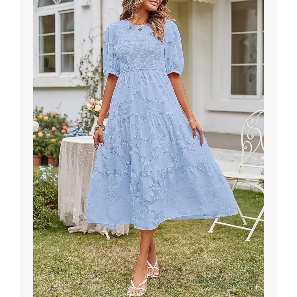 Zesica Puff Sleeve Smocked Floral‎ Lace Flowy Tiered Midi Dress Size Medium NWT